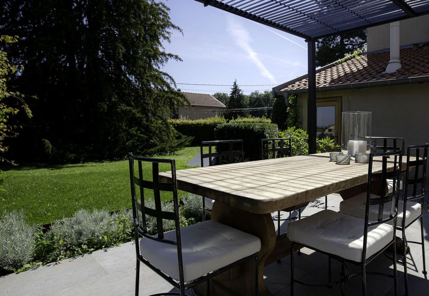 Domaine La Buissonnière - Maison d’hôtes de charme près de Metz en Moselle, Lorraine, France - Vue de la terrasse
